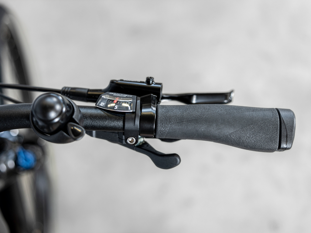 Trek Allant+ 7 Stagger