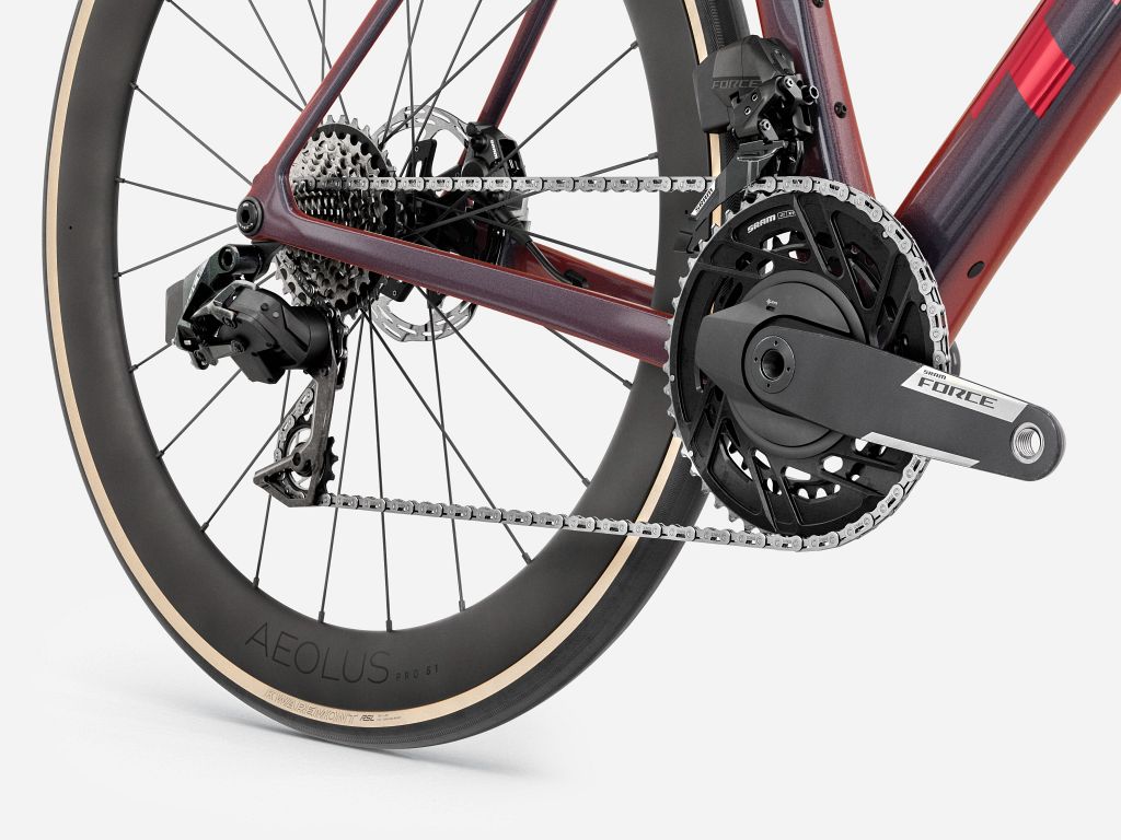 TREK Domane SLR 7 AXS Gen 5