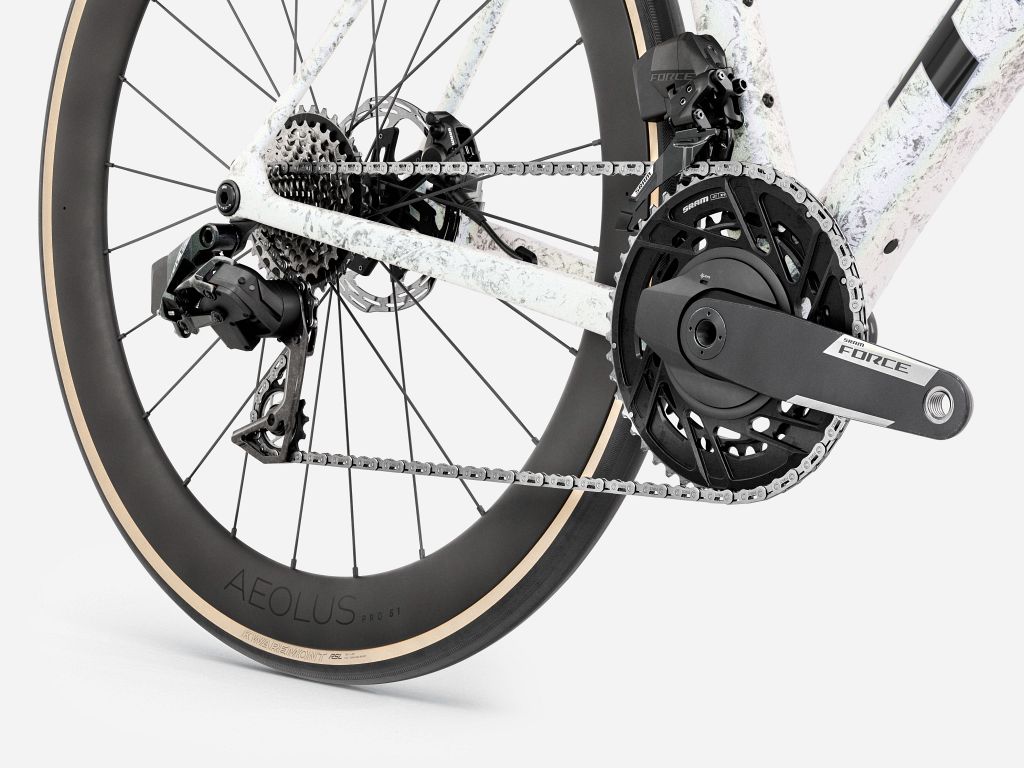 TREK Domane SLR 7 AXS Gen 5