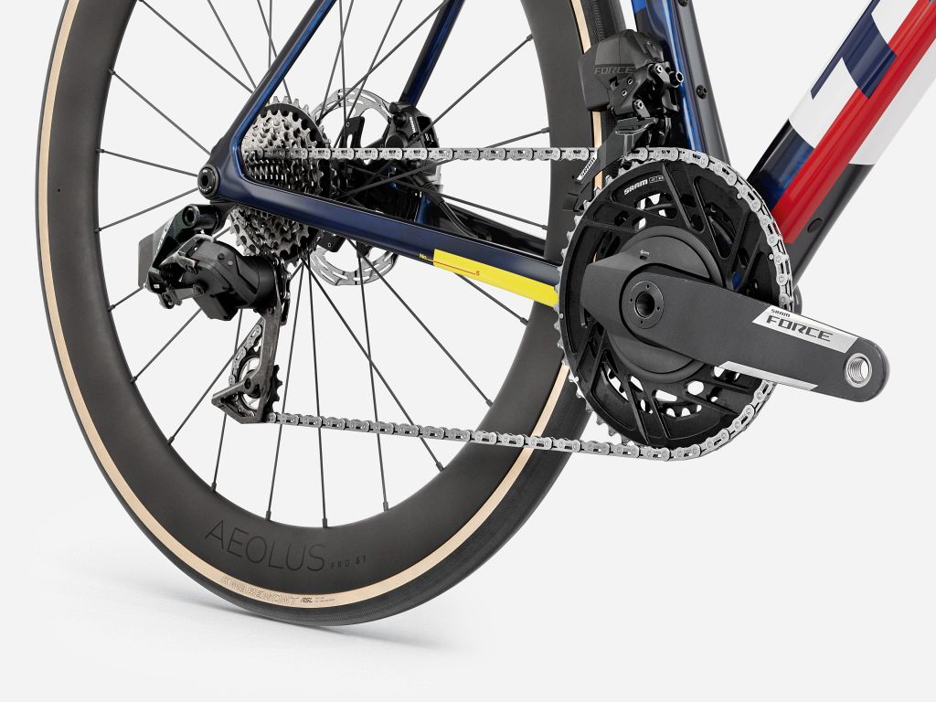 TREK Domane SLR 7 AXS Gen 5