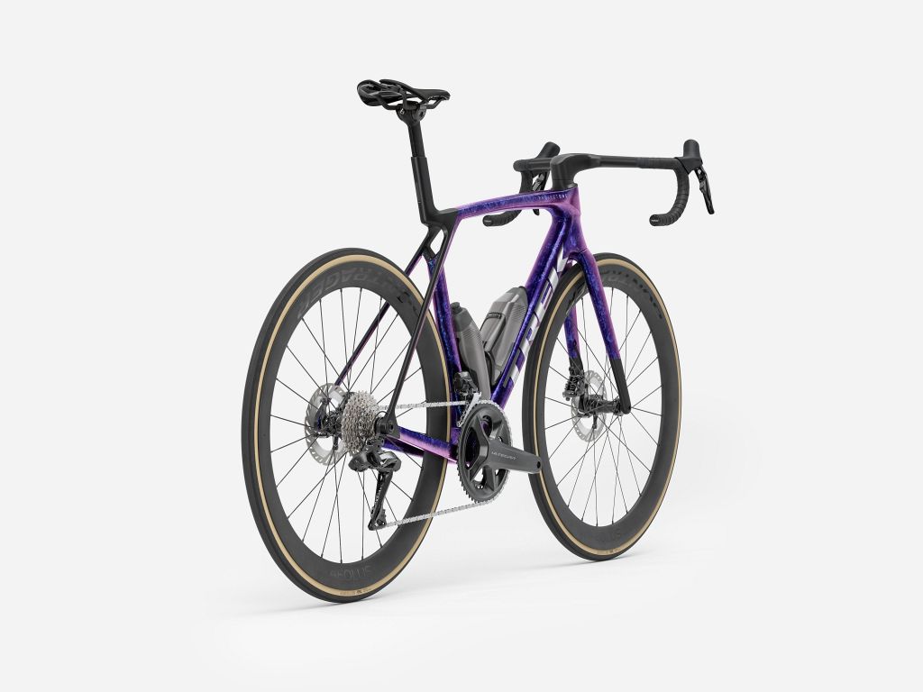 TREK Madone SLR 7 Gen 8