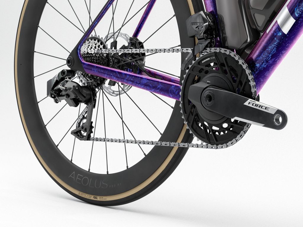 TREK Madone SLR 7 AXS