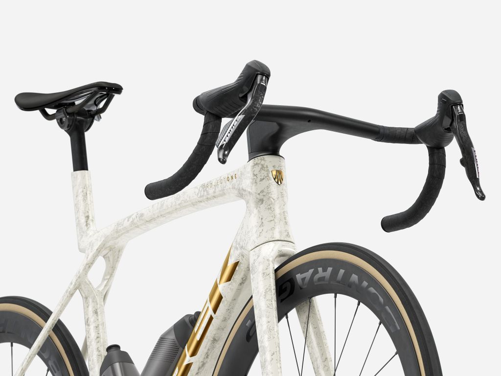 TREK Madone SLR 7 AXS