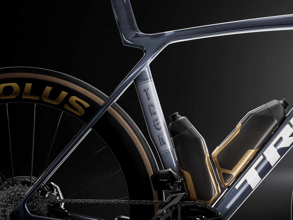 TREK Madone SLR 9 AXS Gen 8 - No. 76 ICON