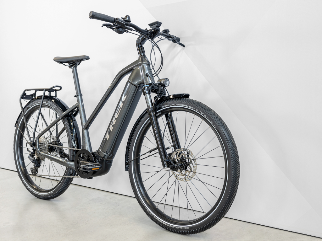 Trek Allant+ 7 Stagger