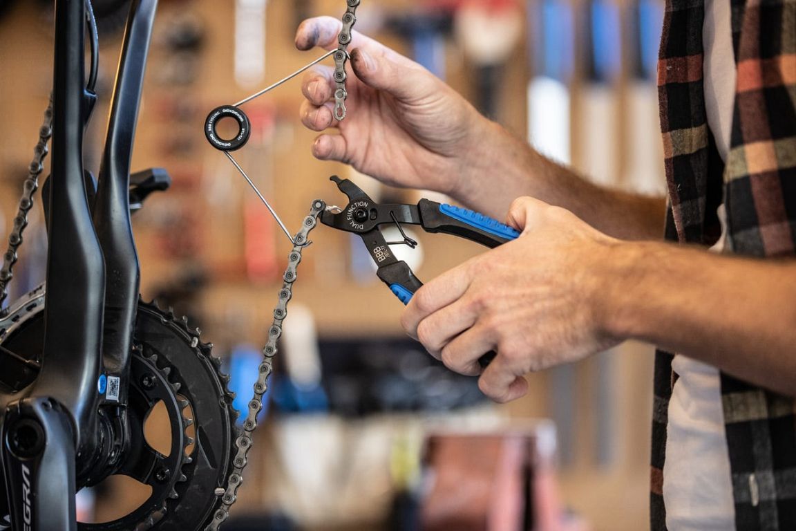 BBB HandyHook kædeholder - cykelvæktøj til kæde - Kibæk Cykler