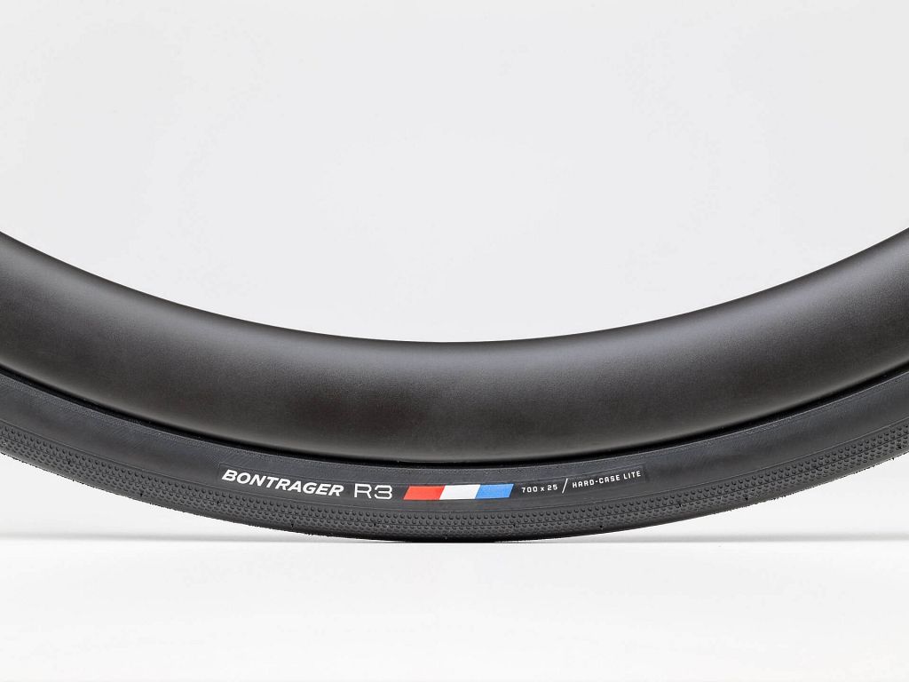 Bontrager R3 Hard-Case Lite foldedæk 700x28C