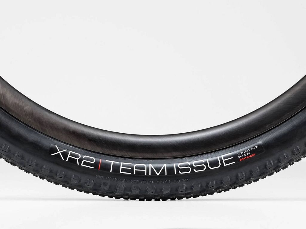 Bontrager XR2 Team Issue TLR foldedæk 27,5x2,20