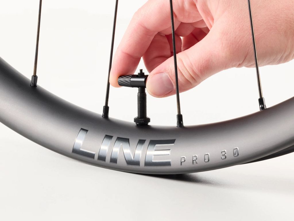 Bontrager High Flow-ventiladapter til tubeless - Kibæk Cykler