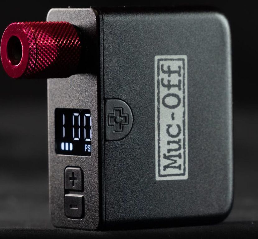 Muc-Off Airmach Mini Inflator Pro elektrisk cykelpumpe - Kibæk Cykler