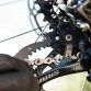 Muc-Off Claw børste til rengøring af kæde og tandhjul - Kibæk Cykler