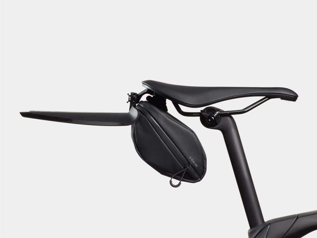 Trek Blendr sadeltaske str. M - 0,5L med skærm - Kibæk Cykler 