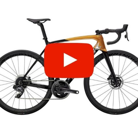 Video om Trek Émonda SL 6 carbon racer med Shimano 105 Di2 - Kibæk Cykler